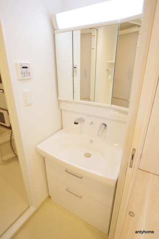 スプランディッド安土町　仲介手数料無料の洗面所