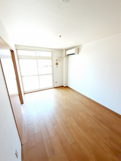 コーポ竹内Ⅰの居間・リビング|居室・リビング