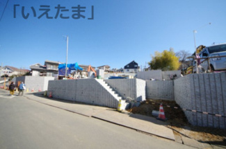 【外観パース】 | 【仲介手数料無料！！】多摩市連光寺3丁目　建築条件付き売地（全11区画）第1区画　2900万円 | 参考パース