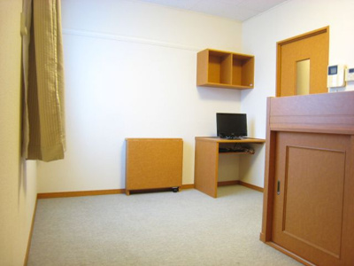 【内装】 | パピーズスプリング | 1階はフローリング、2階以上はカーペットタイプとなります。
