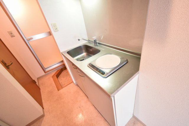 モンラッシェのキッチン|一口のIHコンロ