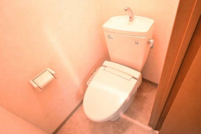 モンラッシェのトイレ|落ち着いたトイレです