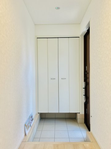 前橋市茂木町の玄関|大容量シューズボックス付きの玄関♪