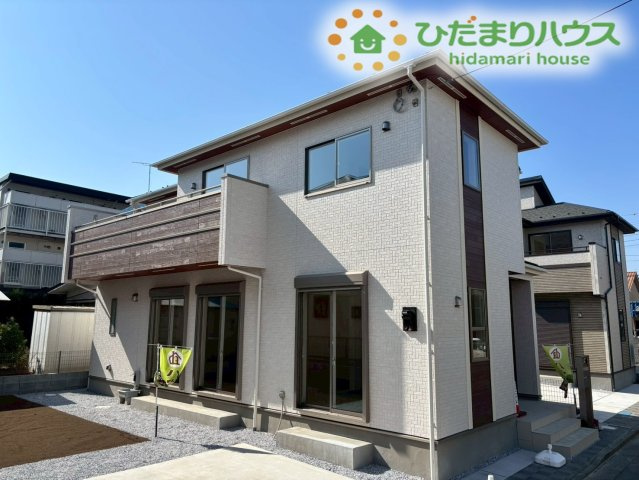 鴻巣市天神5丁目　新築一戸建て　ブルーミングガーデン　02の外観|お買い物施設が徒歩圏内に揃っており、生活しやすい住環境です★