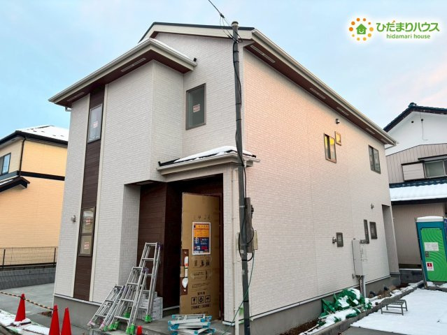 鴻巣市天神5丁目　新築一戸建て　ブルーミングガーデン　02の外観