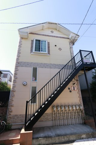 ユナイト黄金町エレーヌの杜の外観