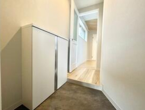 フジスタ所沢16の玄関