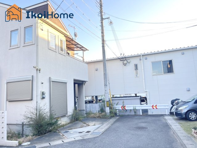 神戸市西区白水2丁目　中古戸建のエントランス|【ホームページに現地動画掲載中】●年中無休：当日予約可●無料送迎！最短10分でお迎えに向かいます！