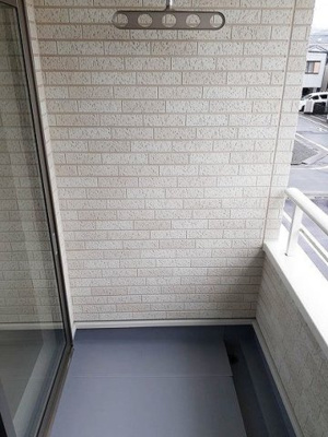 【バルコニー】 | プリートビラ | 広々としたバルコニーです