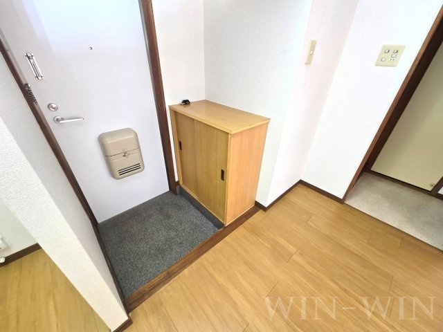 エルディム沢渡 Aの玄関