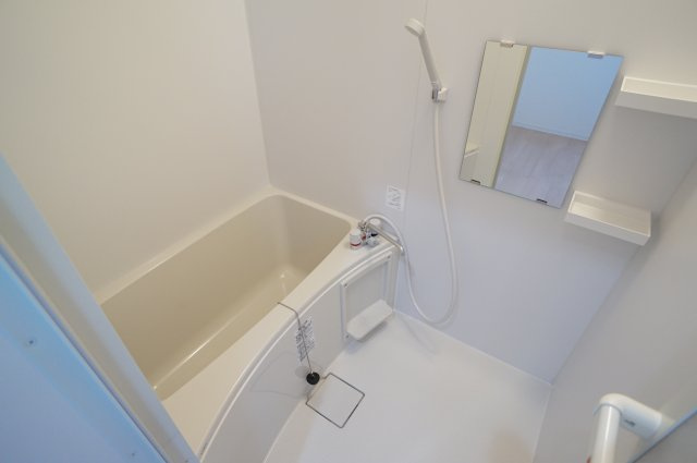 フルール宝塚Ⅱの浴室