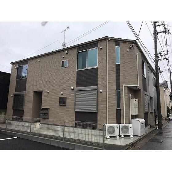 グランドール足立の外観