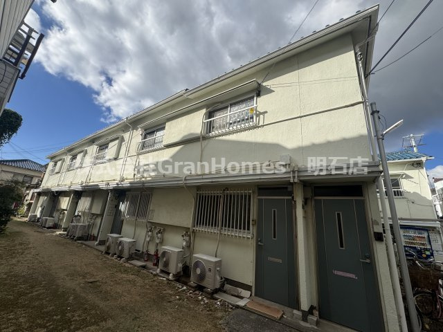 神戸市垂水区城が山５丁目のアパート