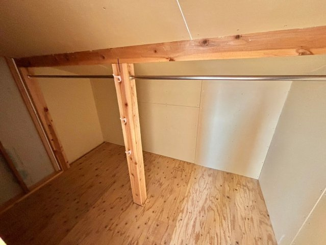 三和町戸建の収納