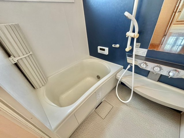 三和町戸建の浴室