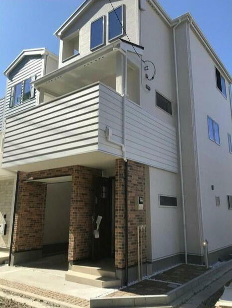 Kolet浦和西堀の駐車場