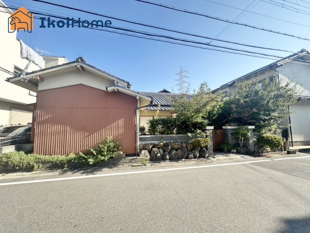 明石市大道町　土地の外観|西新町駅徒歩11分で便利！56坪の整形地です！現在は古家がござますが、解体渡しになります！