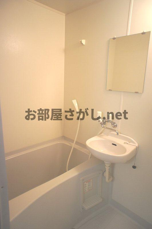 【通勤／通学に便利なエリア！】エスペランサ大塚の浴室