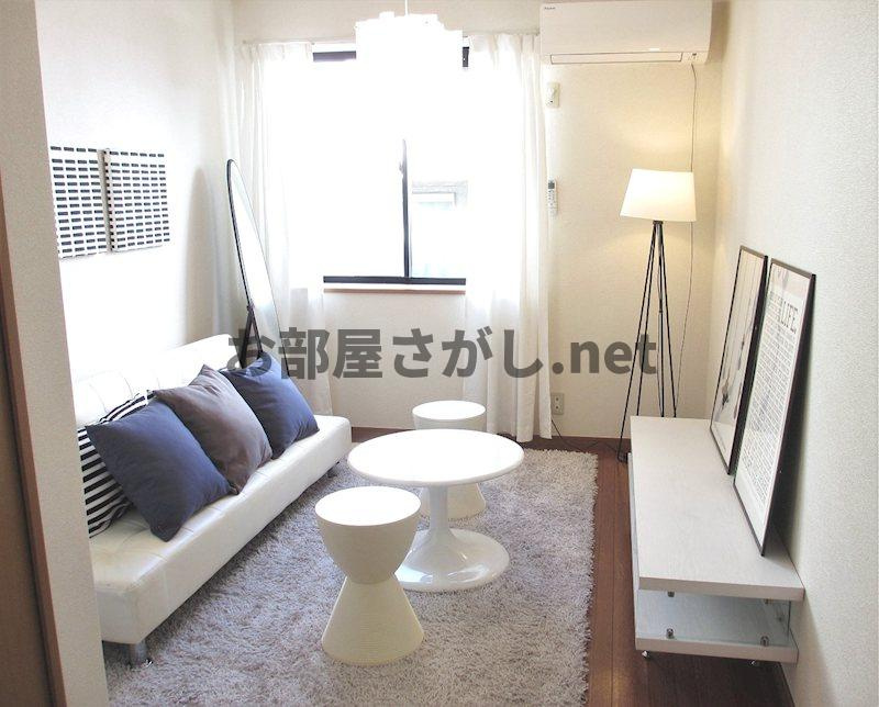 【通勤／通学に便利なエリア！】エスペランサ大塚の居間・リビング