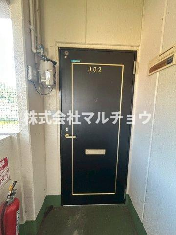 メゾンアットの玄関|落ち着いた玄関です