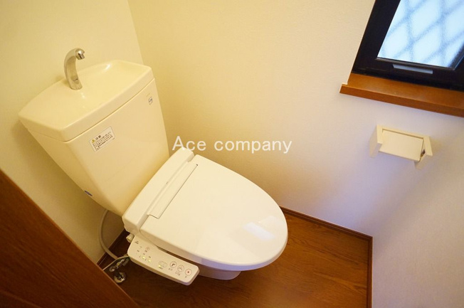 【トイレ】 | 八尾市緑ヶ丘5丁目 | トイレは1階と2階の各階に完備♪こちらは1階のシャワートイレです☆ウォシュレット新調☆