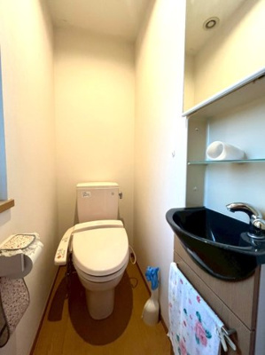【トイレ】 | ■100万円値下げしました■空家になりました■茨木市大池２丁目 | ■トイレは２ヶ所あり便利です。
