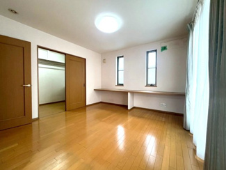 【その他】 | ■100万円値下げしました■空家になりました■茨木市大池２丁目 | ■８帖の洋室にはウォークインクローゼットがあります。