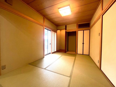 【和室】 | ■100万円値下げしました■空家になりました■茨木市大池２丁目 | ■LDKと続き間で使える和室です。