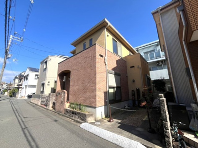 【外観】 | ■100万円値下げしました■空家になりました■茨木市大池２丁目 | ■平成17年11月建築
■住友林業株式会社の注文建築
■阪急京都線「茨木市」駅徒歩約15分