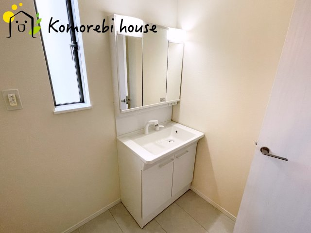 北本宮内　2期　新築一戸建て　ハートフルタウン　Gの独立洗面台|独立洗面化粧台が付いています