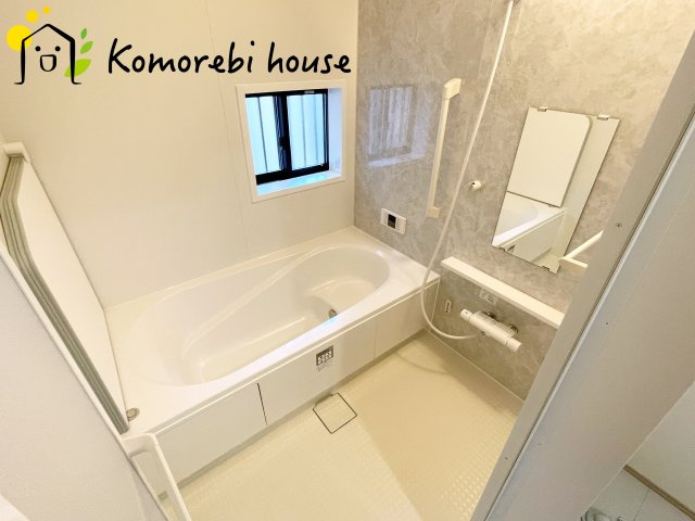 上尾市原市北1丁目20番　新築一戸建て　Bの浴室|お風呂です