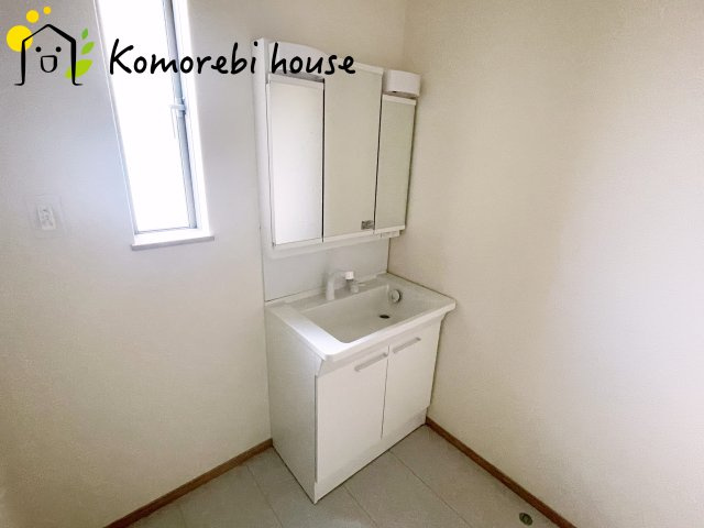 北本宮内　2期　新築一戸建て　ハートフルタウン　Hの独立洗面台|独立洗面台、朝の身支度には欠かせません