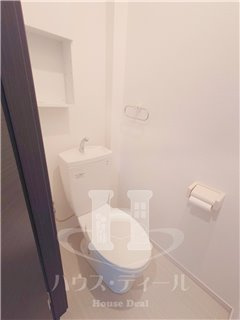 【トイレ】 | Lucent Blossom | 清潔感のあるトイレです