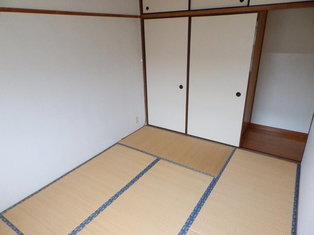 府中市押立町２丁目の中古マンションの和室
