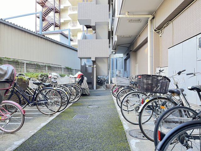 レクセル青戸の駐輪場