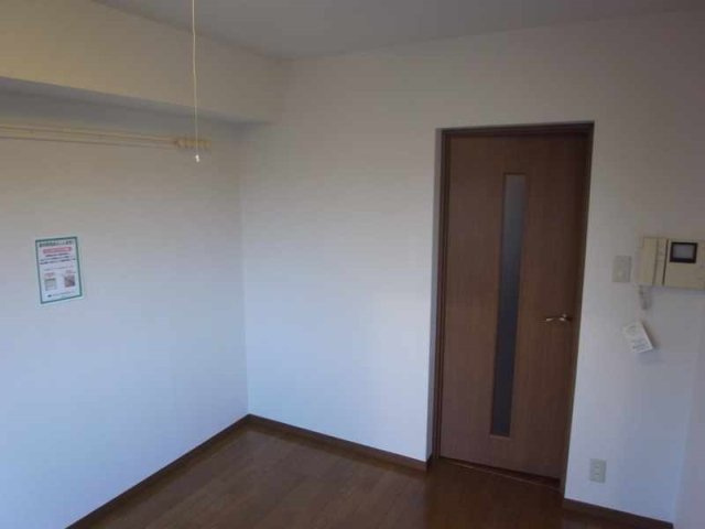 ルーブル西荻窪の居間・リビング