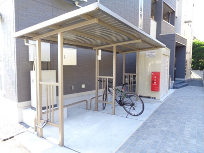 【その他共用部分】 | ラ・カーサ・セレーナ | 駐輪場