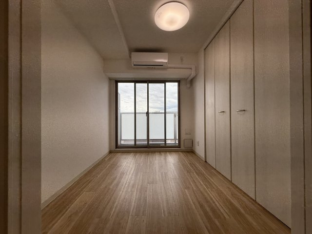 クローバー・メゾン服部の寝室