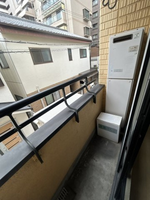 【バルコニー】 | 原田ビル