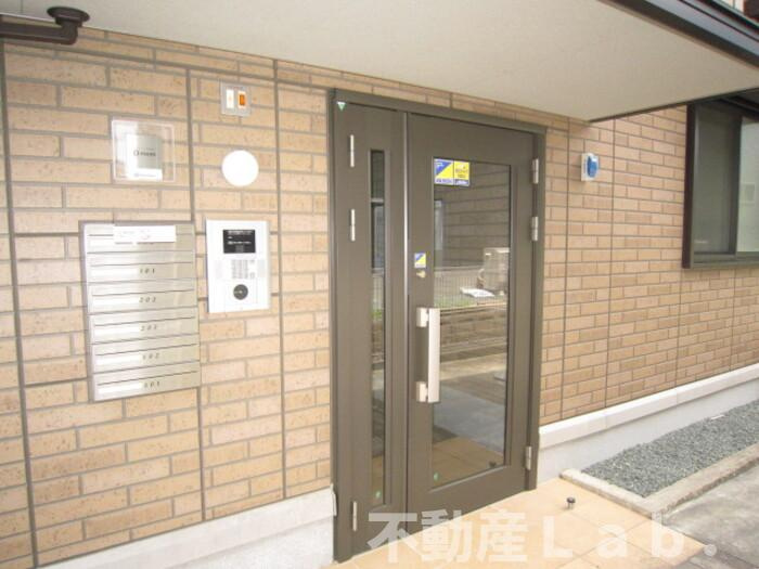 Ｎｅｕｔｒａｌ８８のエントランス