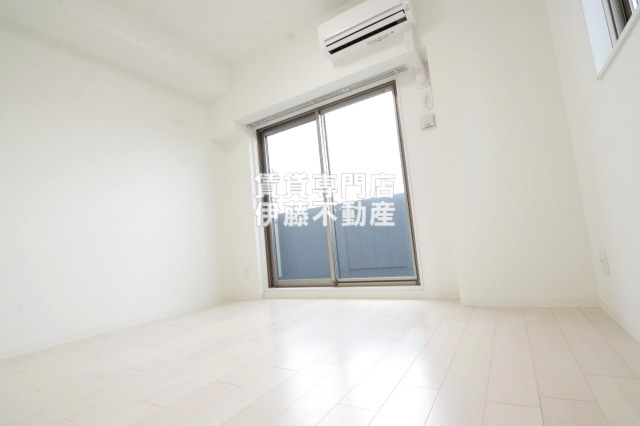 THE RESIDENCE SHIGAHONDORIの洋室