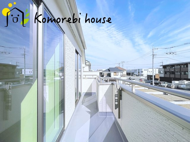 北本宮内　2期　新築一戸建て　ハートフルタウン　Iのバルコニー|バルコニーがあります