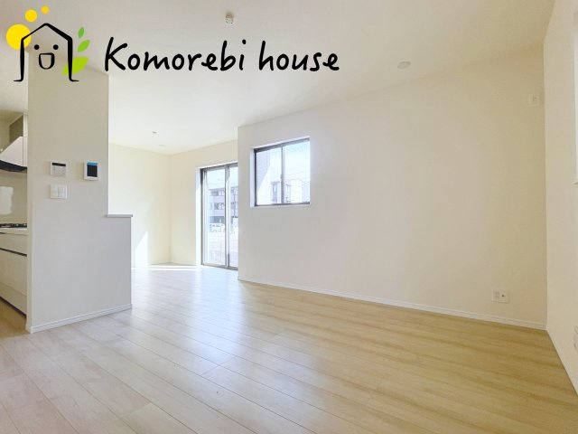 北本宮内　2期　新築一戸建て　ハートフルタウン　Iの居間・リビング|ゆったり過ごせるリビングです