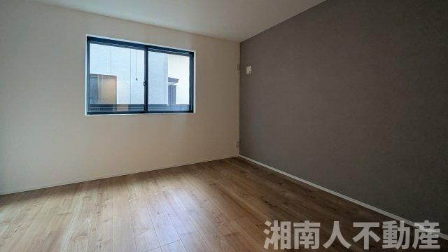 藤沢市鵠沼花沢町４－１３新築戸建ての洋室|スタンダードな洋室です