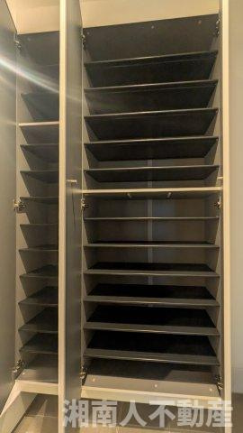 藤沢市鵠沼花沢町４－１３新築戸建ての収納|収納豊富です