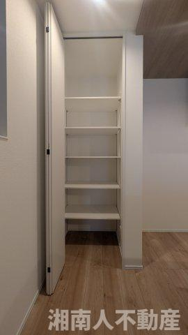 藤沢市鵠沼花沢町４－１３新築戸建ての収納|大きなものも収納できそうです