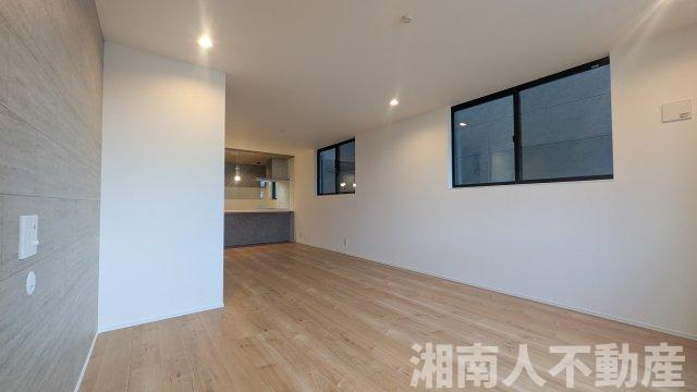 藤沢市鵠沼花沢町４－１３新築戸建ての洋室|広々とした洋室です