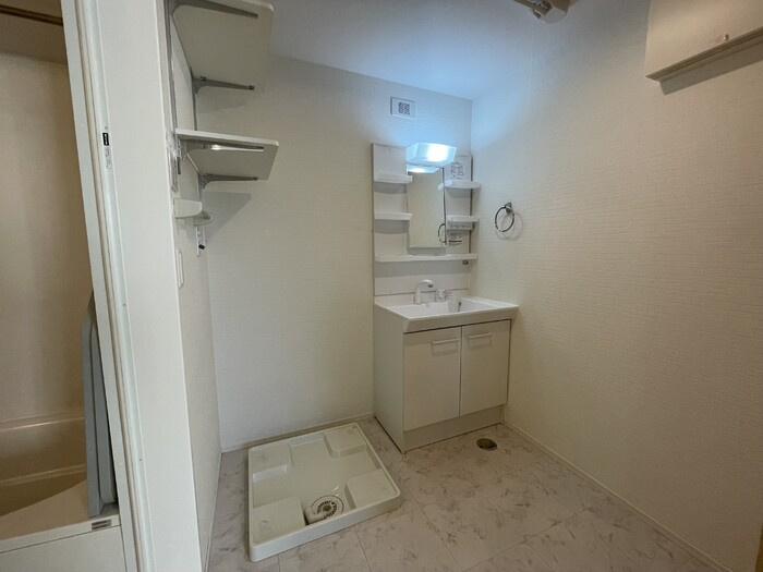 【洗面所】