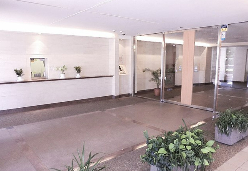 コスモステージひばりヶ丘ミュージアのエントランス|落ち着いたエントランスです