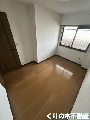 【洋室】 | グランドール今治参番館 | 明るい洋室です